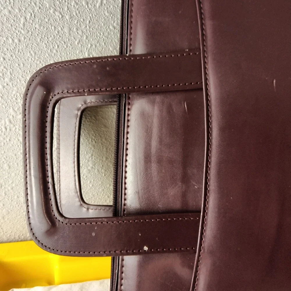 Vintage Franklin Covey Burgundy Zip Planner Binder Retractable Handles Organizer